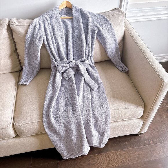 95% NEW UGG ROBE, SIZE S - Picture 1 of 9